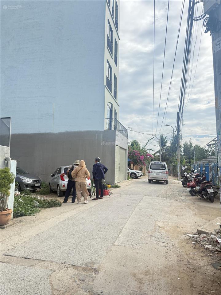 Chủ giảm sâu  đất 2 mặt tiền trước + sau  mặt tiền 218 võ văn hát, phường long trường, quận 9