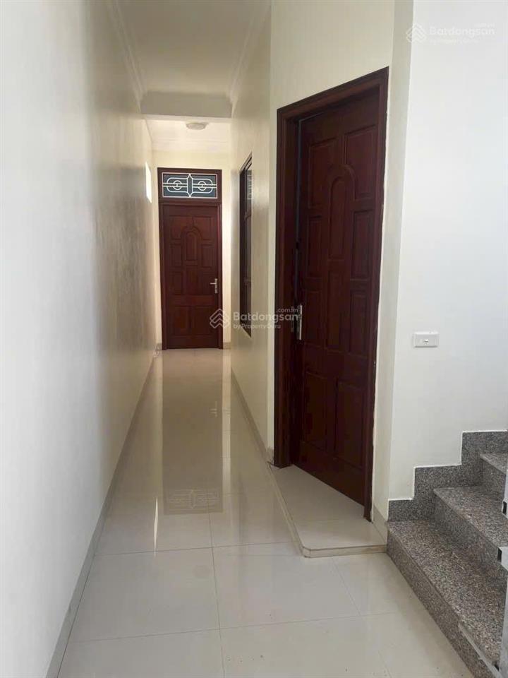 Sốc, hơn 18 tỷ bồ đề 125m2 phân lô, ô tô tránh, kinh doanh