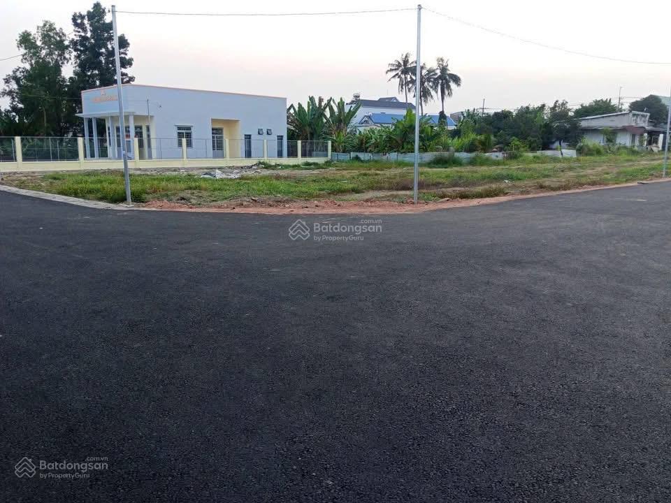 Bán đất ngay trung tâm xã bình minh, dân cư đông sổ riêng thổ cư full giá rẻ