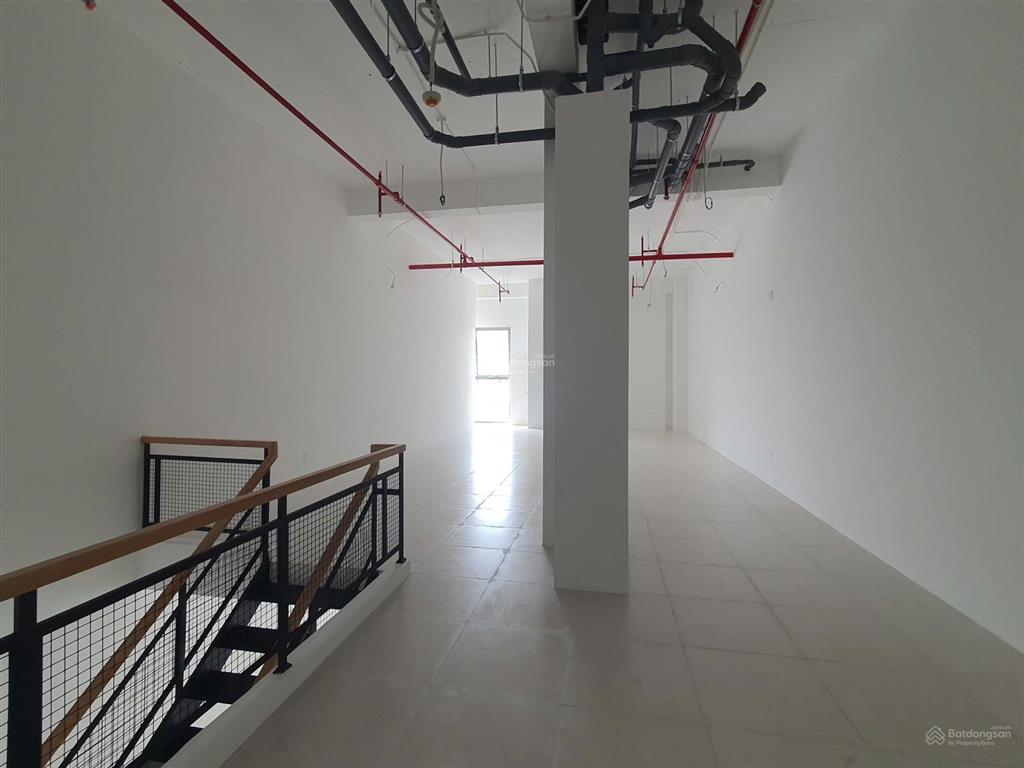 Cho thuê shophouse urban green hoàn thiện 150m2, mặt tiền đường số 6, giá cố định 2 năm