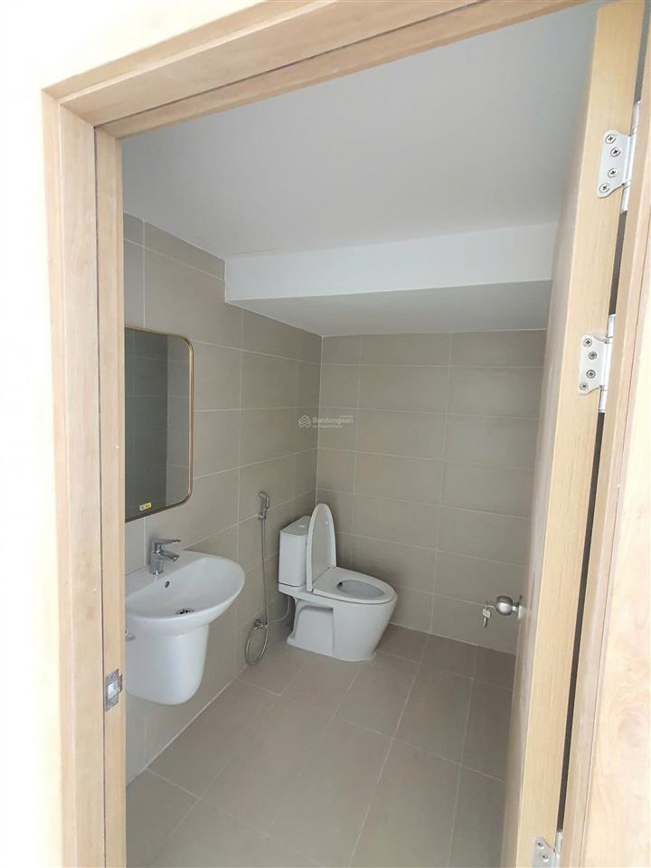 Cho thuê shophouse urban green hoàn thiện 150m2, mặt tiền đường số 6, giá cố định 2 năm