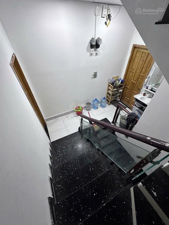 Duy nhất 66m2 giá 6 tỷ + nhà 3 tầng sổ sẵn, ngay mặt tiền chợ hiệp bình  gần vạn phúc city