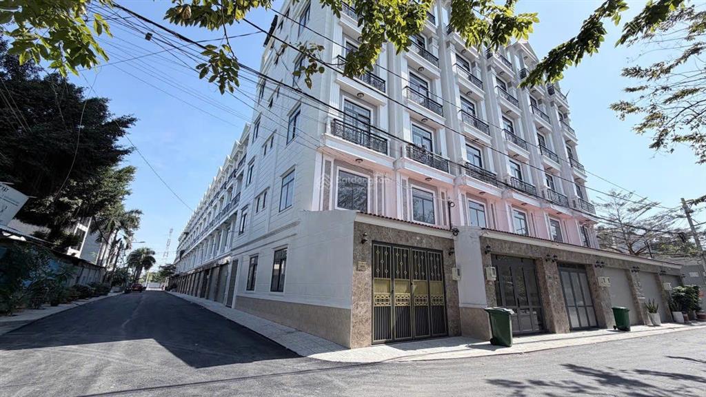 Nhà 4 lầu ngay mặt tiền đường 60m, chỉ 9 tỷ, ngay sát kđt vạn phúc city, khu dân cư an ninh