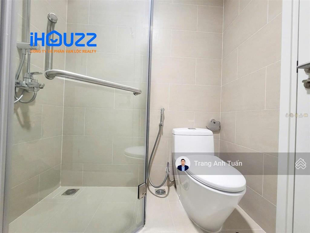 Cho thuê gấp 2pn, giá 11,5 triệu/tháng  có nội thất  view vạn phúc, hồ bơi công viên