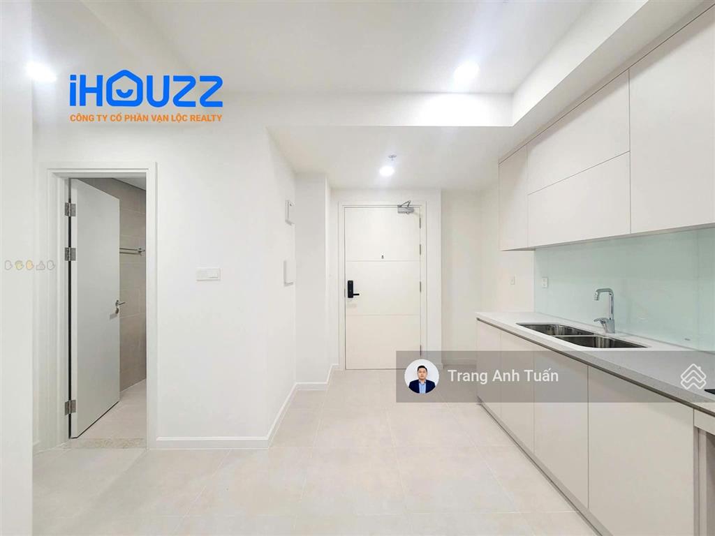 Cho thuê gấp 2pn, giá 11,5 triệu/tháng  có nội thất  view vạn phúc, hồ bơi công viên