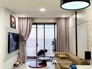 Duy nhất 1 căn 2pn 83m2  giá rẻ 16 triệu/tháng  full nội thất  view hồ bơi lk81 vạn phúc