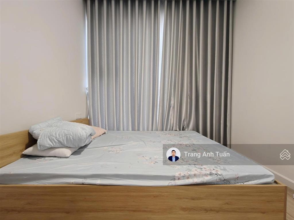 1 căn 3 pn 100m²  giá tốt 16 triệu/tháng  có nội thất  view vạn phúc + lk81 ở liền
