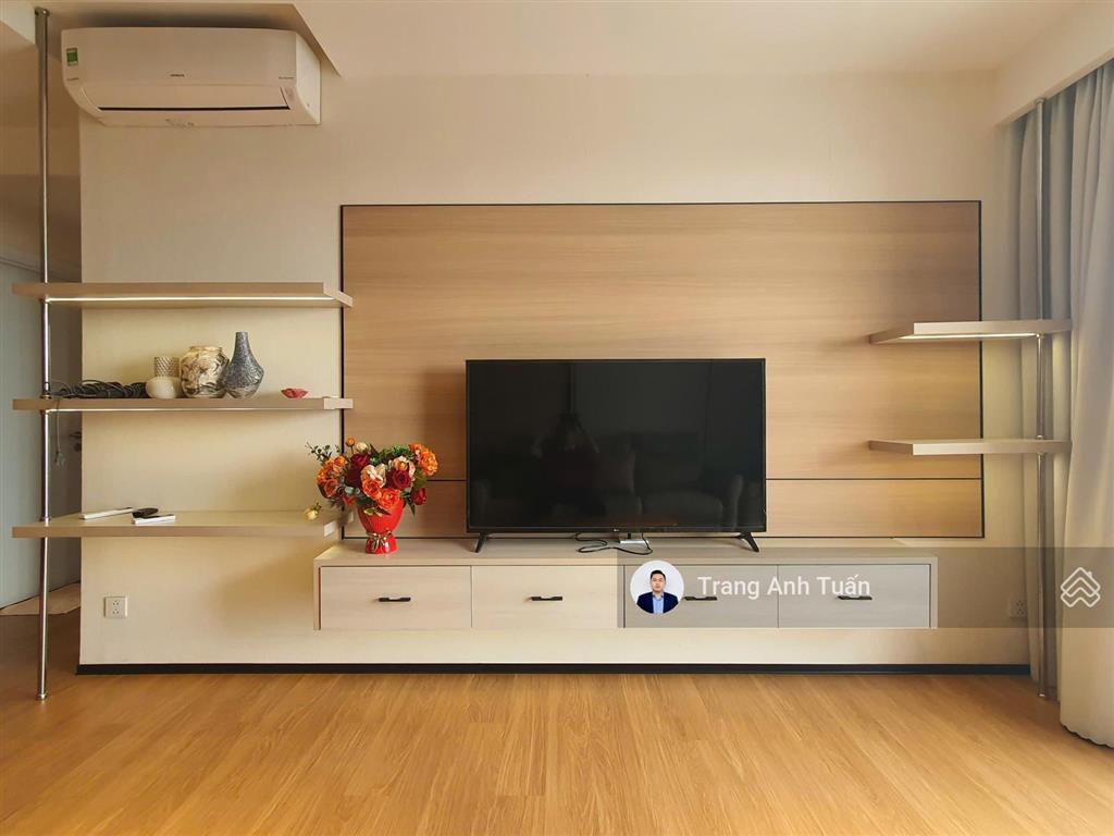 Căn hộ vip 3pn 106m²  giá 20 triệu/tháng  full nội thất  view vạn phúc + lk81