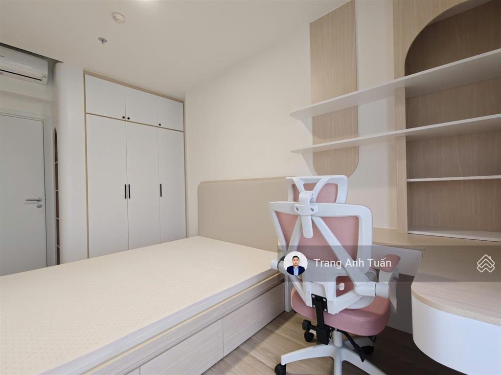 Căn hộ 2 pn 83m2  giá rẻ 15 triệu/tháng  full nội thất  view vạn phúc + lk81 ở liền