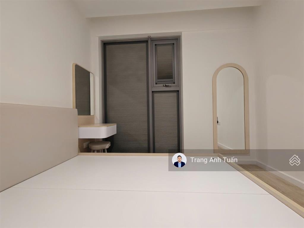 Căn hộ 2 pn 83m2  giá rẻ 15 triệu/tháng  full nội thất  view vạn phúc + lk81 ở liền