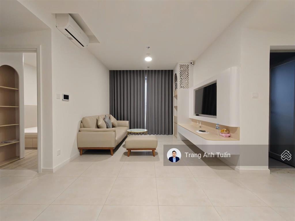Căn hộ 2 pn 83m2  giá rẻ 15 triệu/tháng  full nội thất  view vạn phúc + lk81 ở liền