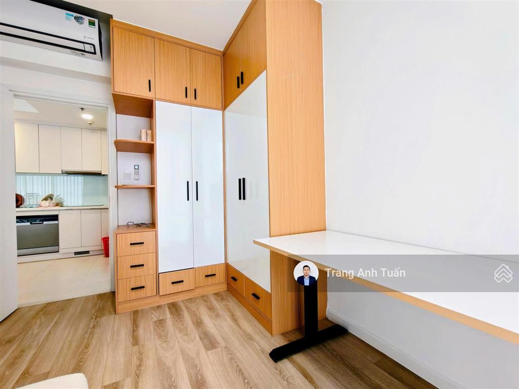 Hàng căn 2 pn 75m2  giá rẻ 14,9 triệu/tháng  full nội thất  view hồ bơi và công viên ở liền