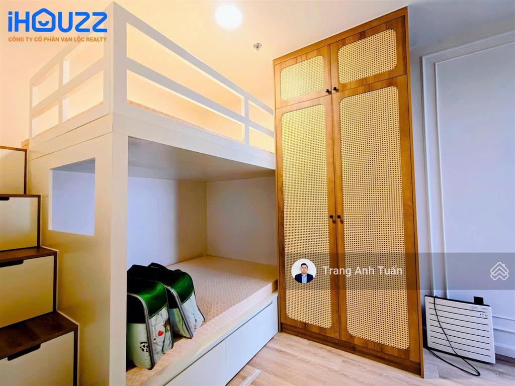 Giá tốt căn 2 pn 65m²  giá tốt 14 triệu/tháng  full nội thất  view vạn phúc + hồ bơi ở liền