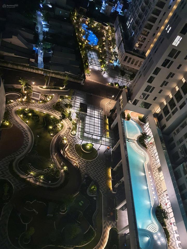 Căn 3 pn 110m2 giá tốt 21 triệu/th  full nội thất view vạn phúc + lk81 ở liền