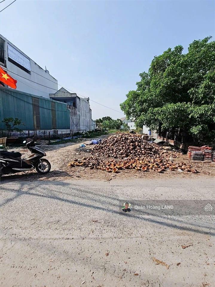 Đất thổ cư 10m x 40m = 405m2 thổ cư 150m2, giá 5 tỷ 100 triệu, gần trung tâm y tế thái hòa