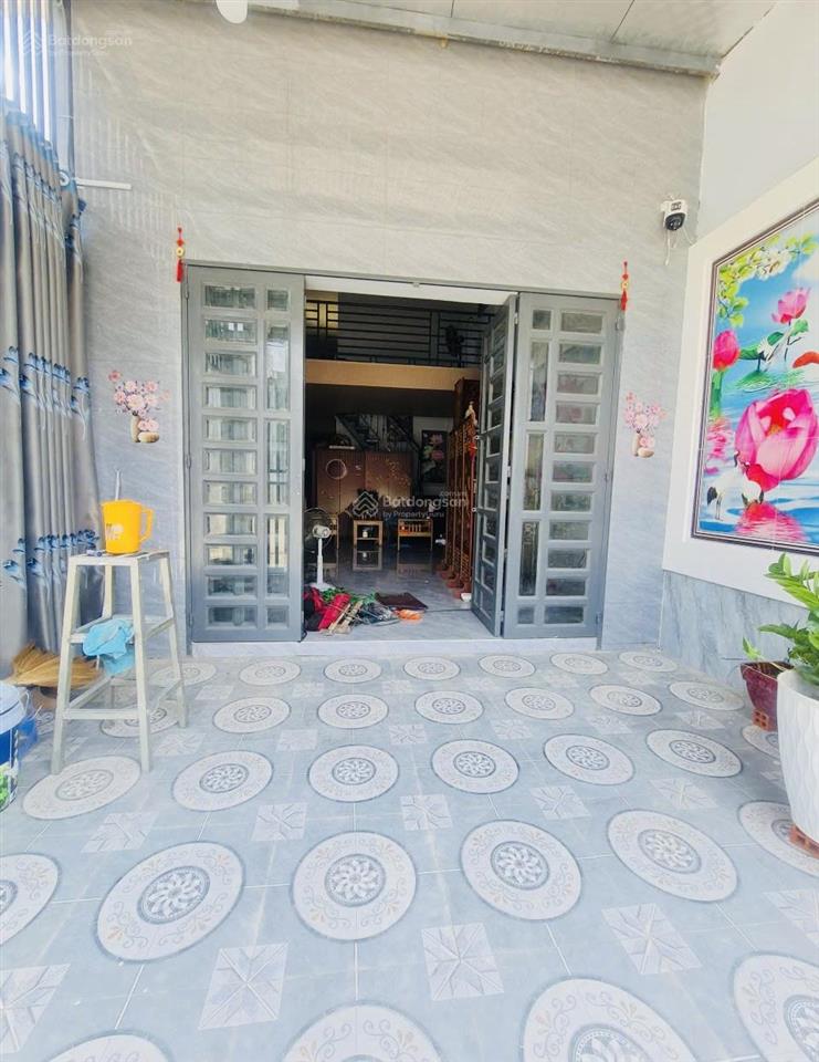 Nhà 2 tầng  100m2  hxh  3pn  sát chợ thới hòa  cách aeon tân phú 25p  chỉ 3 tỷ hơn