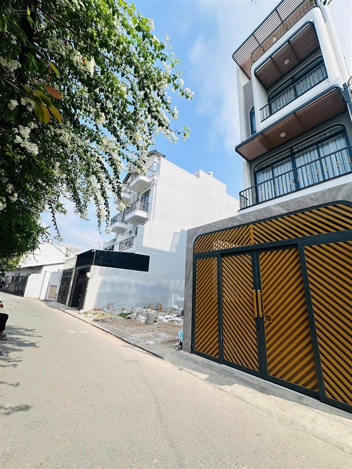 Đất đẹp trường thọ sát vành đai 2  hẻm ô tô có lề đường chỉ 7.3 tỷ