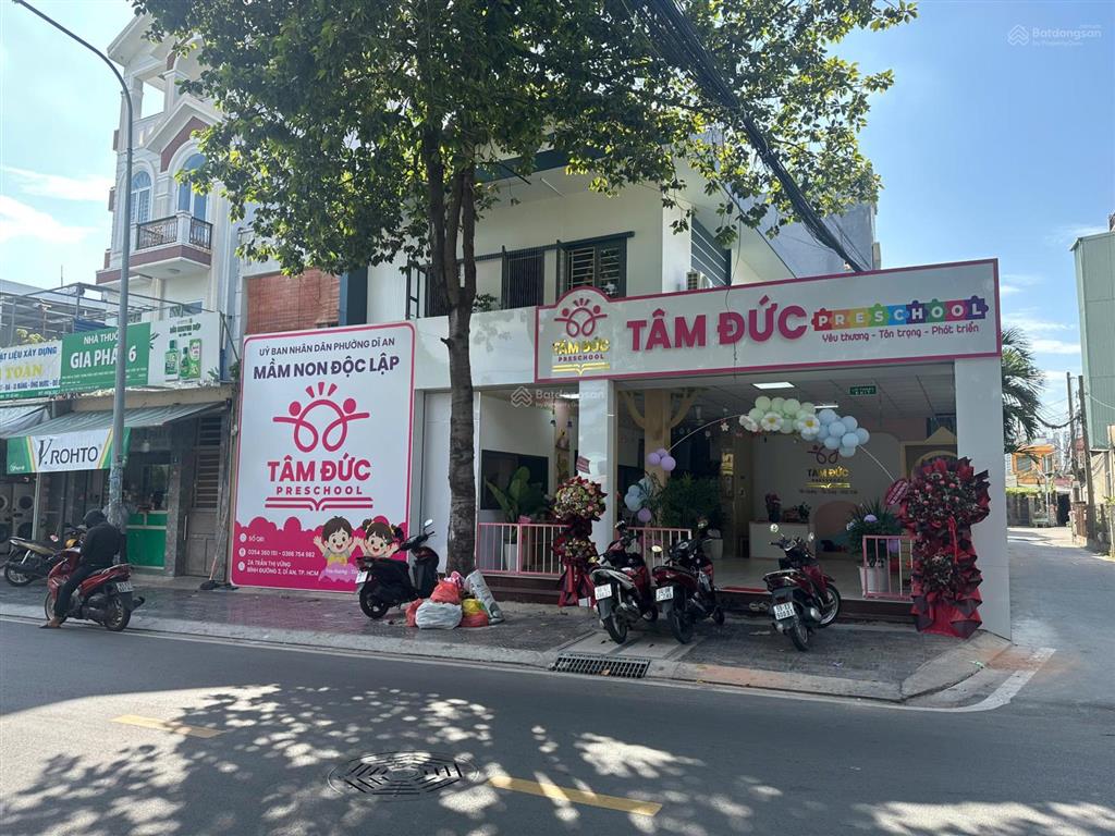 Ngon  nhà mặt tiền đs 12 ngang 7.4m  đối diện him lam phú đông  linh tây  chỉ 12.5 tỷ