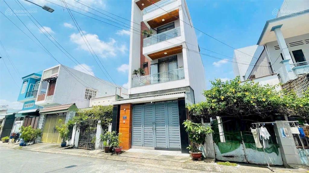 Nhà 2 tầng mặt tiền đường ô tô vỉa hè  ngay đào trinh nhất  103.6m2 (5.2 m x 20 m)  giá 8.8 tỷ