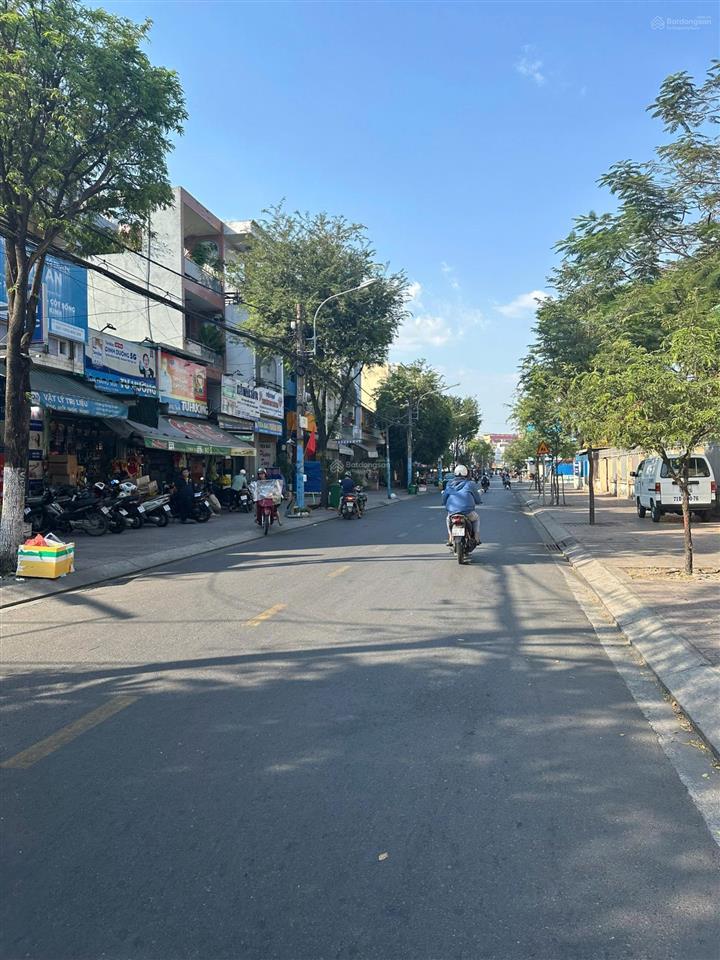 Giá tốt  bán nhà cấp 4 mặt tiền đường số 10 phước bình  đường bàn cờ thông tứ phía  giá 9,2 tỷ