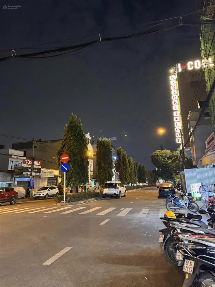 Mặt tiền kinh doanh đường đại lộ 2 phước bình, q.9  tiện xây mới 1 trệt 6 lầu + tum  giá 12,5 tỷ