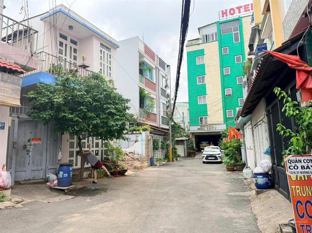 Hiếm! đất trống 100m2 đường 9  hoàng diệu 2  đại học ngân hàng  p. linh trung  giá 8.1 tỷ