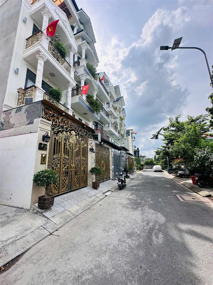 Hàng đẹp  lô đất ngay kdc centerhome đường 8m gần ga metro  p. trường thọ  giá 6.5 tỷ