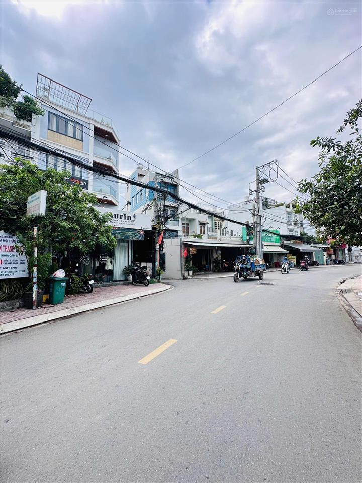Ngang 5m lô đất đường số 8  sát hoàng diệu 2  gần đại học ngân hàng  112m2 full thổ cư  9.5 tỷ