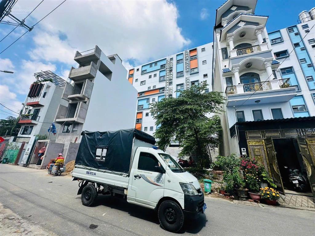 Hiếm  lô đất cạnh ga metro, phân lô cực đẹp  p. trường thọ  gía 7.3 tỷ
