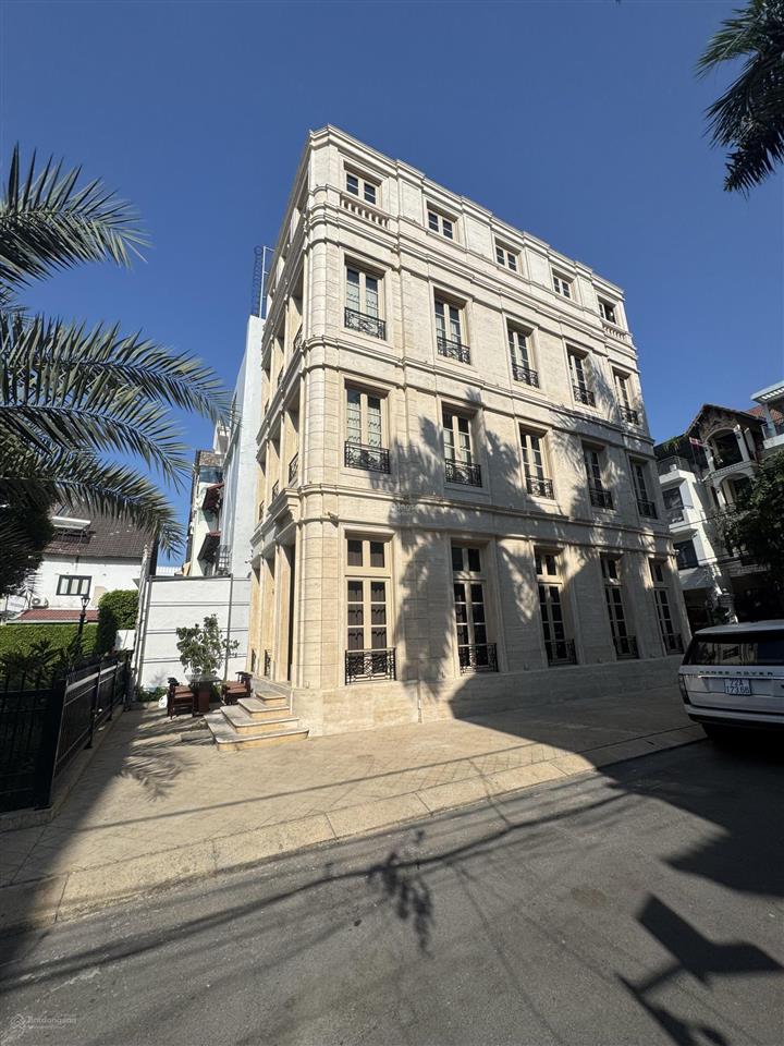 Hót bán nhà góc 2 mt đường quốc hương thảo điền 8 x 12m  5 tầng hđt 60tr/ tháng giá bán 19tỷtl