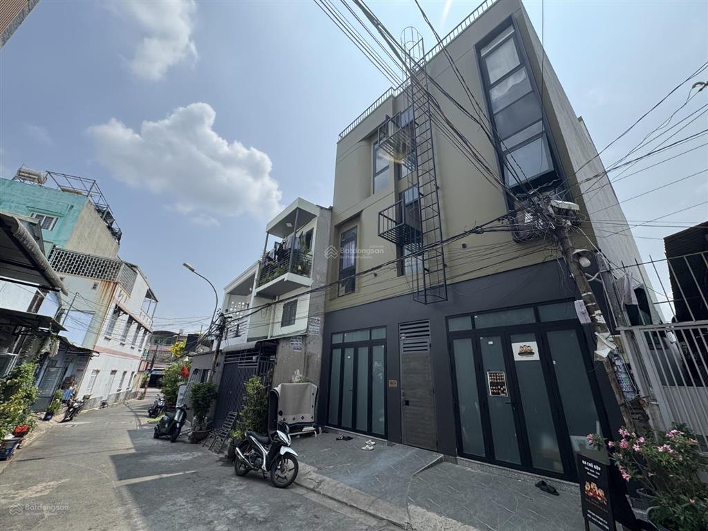 Bán toà nhà chdv 19p đường lê văn việt ngay giao thông vận tải 8 x 19m 3tầng hđt 60tr/th 16 tỷ