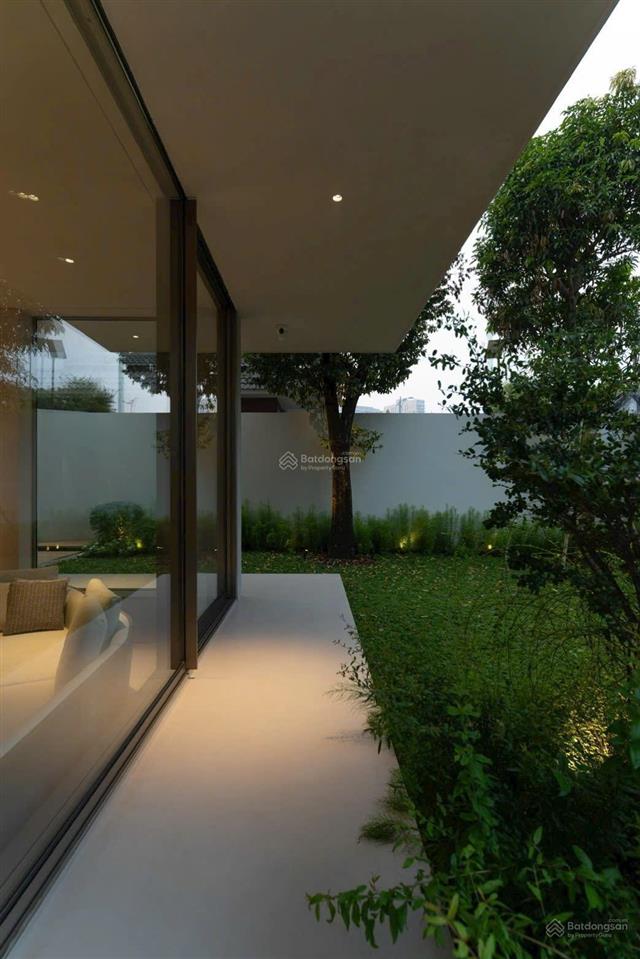 Bán nhà rẻ tại thảo điền  villa sân vườn  hồ bơi  3 tầng full nội thất 13x26m cn 330 m2  48 tỷ