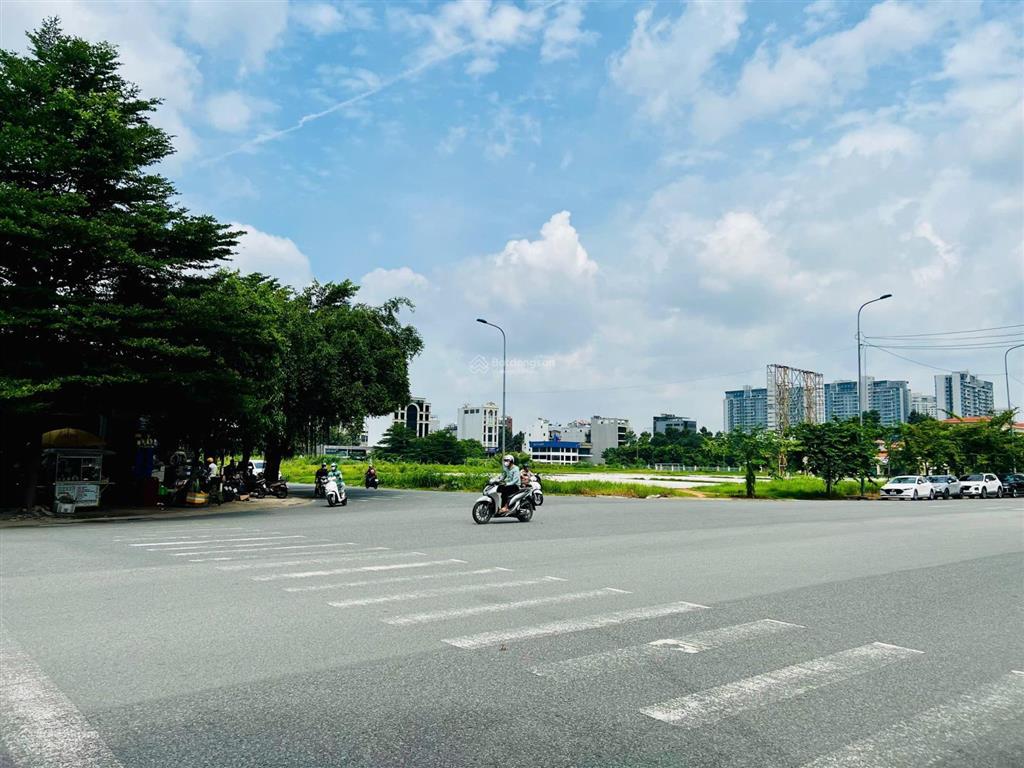 Bán lô đất đường trương văn bang, p thạnh mỹ lợi quận 2 cũ 5x20m cn100m2 xây mới h6tầng 18,5 tỷ