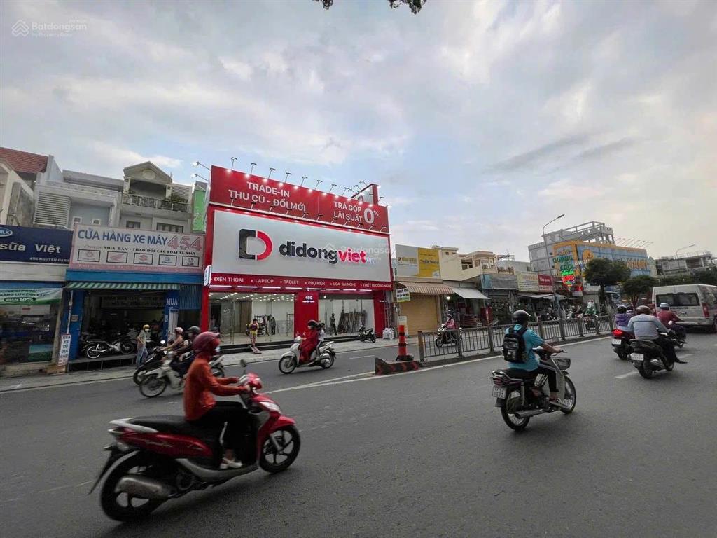 Bán nhà mặt tiền đường nguyễn oanh, gò vấp, 11x22m2 cn 230m2 thổ  hđt 100tr/m2  giá 29 tỷ tl