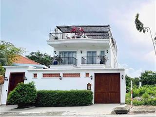 Rẻ quá bán biệt thự thảo điền  góc 2mt đường nguyễn văn hưởng 15x10m cn 150m2  4 tầng  giá 28 tỷ