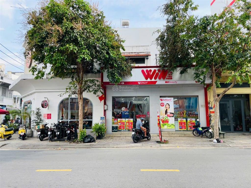 Hot! bán nhà mặt tiền đường độc lập, tân phú, 8 x 18m, cn 160m2, hđt 50tr/tháng, giá 25,5 tỷ tl