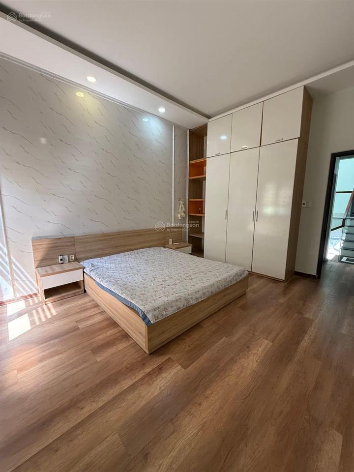 Bán nhà 3 tầng mặt tiền hoá sơn 2, hoà cường nam  vị trí siêu trung tâm  giá chỉ 7.95 tỷ tl