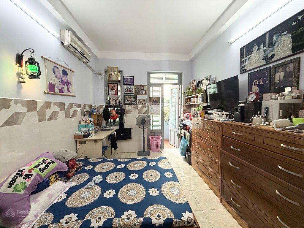 Gấp bán, nhà lý chính thắng, quận3, 58m2 chỉ 6,4 tỷ, sát xehơi, 3phòng