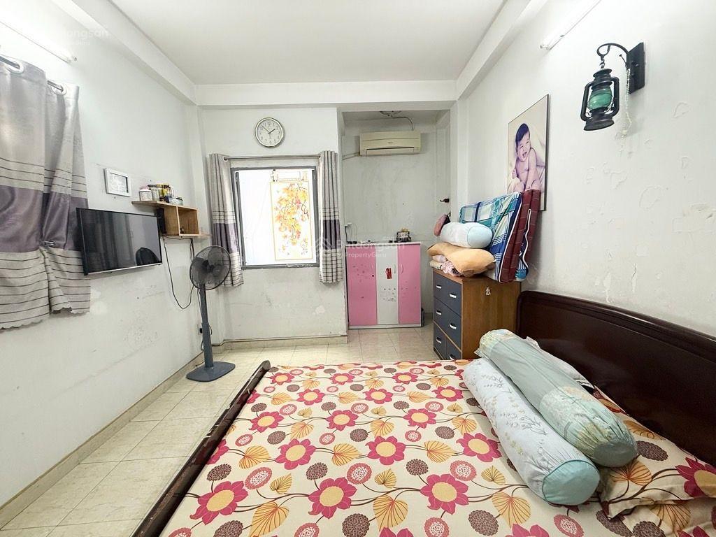 Gấp bán, nhà lý chính thắng, quận3, 58m2 chỉ 6,4 tỷ, sát xehơi, 3phòng