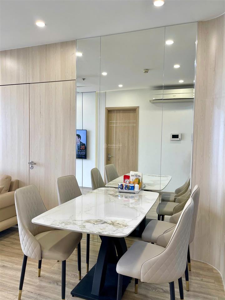 Không chào ảo căn 3 phòng ngủ 80m2 chỉ 7,6 tỷ, bao phí sang tên, sổ đỏ sẵn