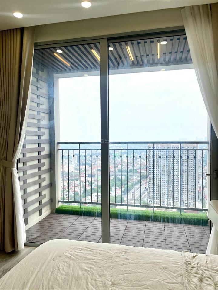 Không chào ảo căn 3 phòng ngủ 80m2 chỉ 7,6 tỷ, bao phí sang tên, sổ đỏ sẵn