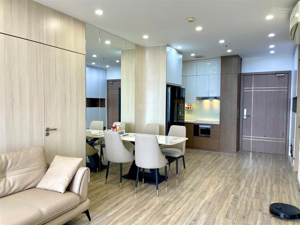 Không chào ảo căn 3 phòng ngủ 80m2 chỉ 7,6 tỷ, bao phí sang tên, sổ đỏ sẵn