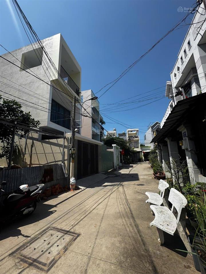 Bán gấp nhà riêng 62m2 tại gò cát, phú hữu, quận 9, giá 3,85 tỷ