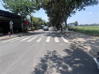 Cần bán 128m2 lô góc lã xuân oai với trục chính vào đô thị đông tăng long . đường 10 mét