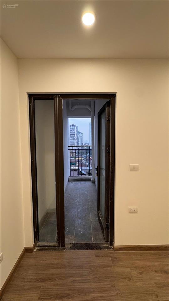 Bán nhanh căn 1811 diện tích 69m giá 7,6 tỉ bao phí thuế, ban công đn, 2pn, nhận nhà ở ngay