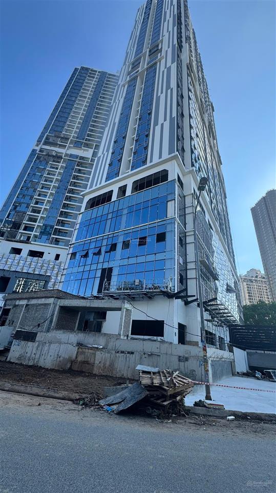 Bán duy nhất 1 căn 3pn 103m2 trục c05 tầng 25  giá 9,6 tỉ bao phí, chung cư kepler land, toà hh02