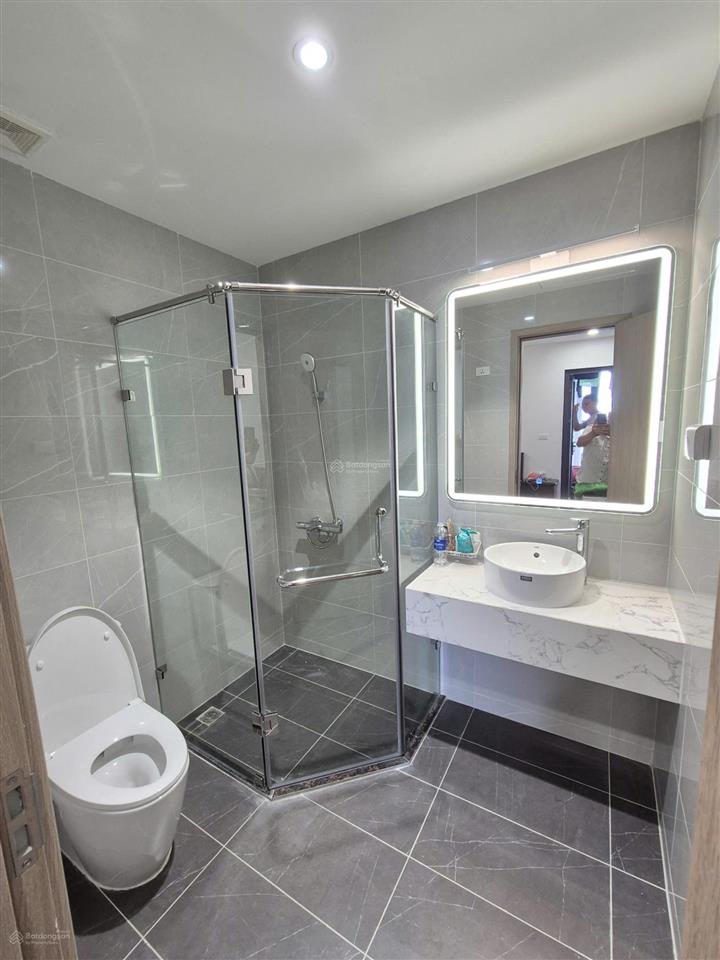 Chính chủ bán căn 70m tầng đẹp chung cư handico complex, 33 lê văn lương, full đồ, có sổ 0961 940 ***