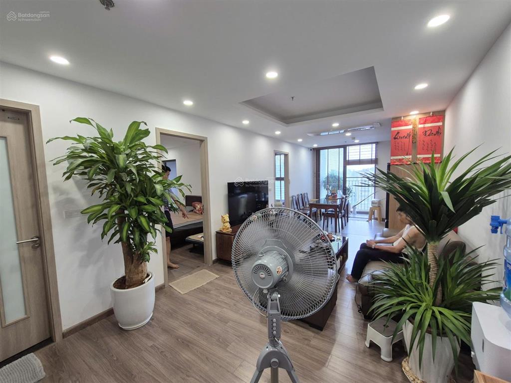 Chính chủ bán căn 70m tầng đẹp chung cư handico complex, 33 lê văn lương, full đồ, có sổ 0961 940 ***