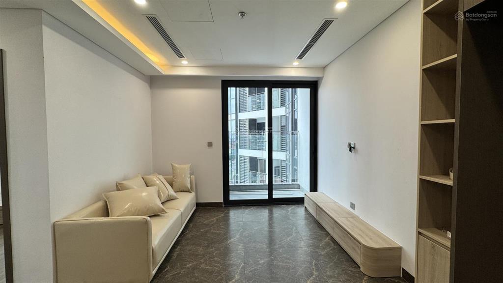 Cho thuê căn 2n full đồ vừa bàn giao tại tòa hh02 chung cư kepler land.  0961 940 ***