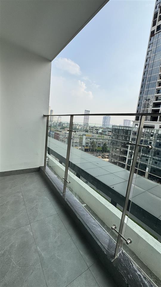 Bán căn góc 2pn trục c09 giá 6,7 tỷ bao phí. diện tích 79m. nhận nhà ở ngay.  0961 940 ***